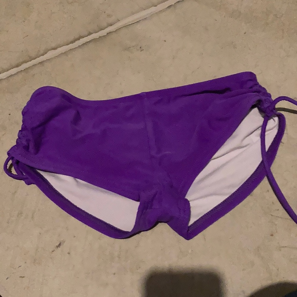Tankini - Picture 2 of 2